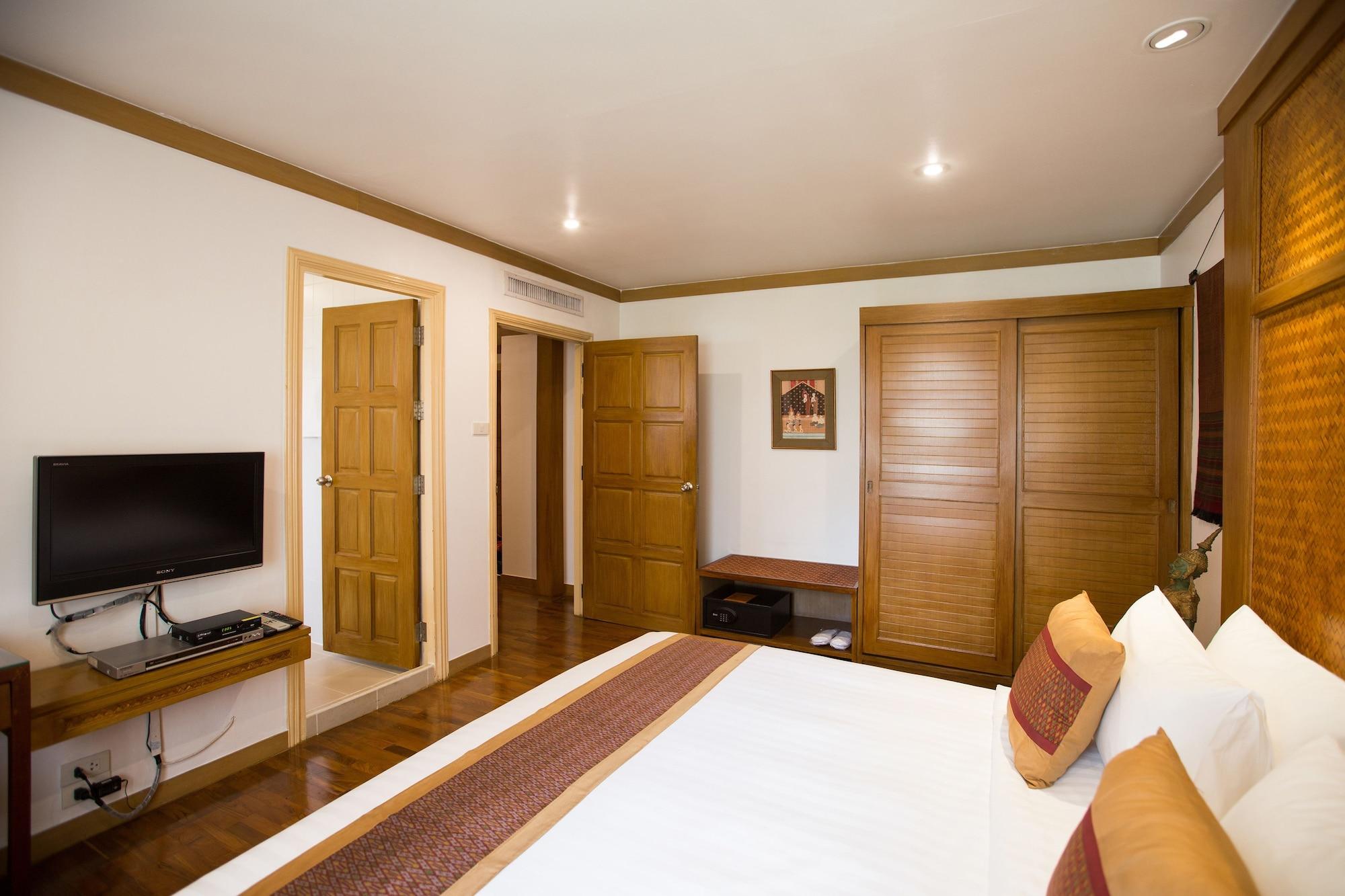 The Tarntawan Hotel Surawong Бангкок Экстерьер фото
