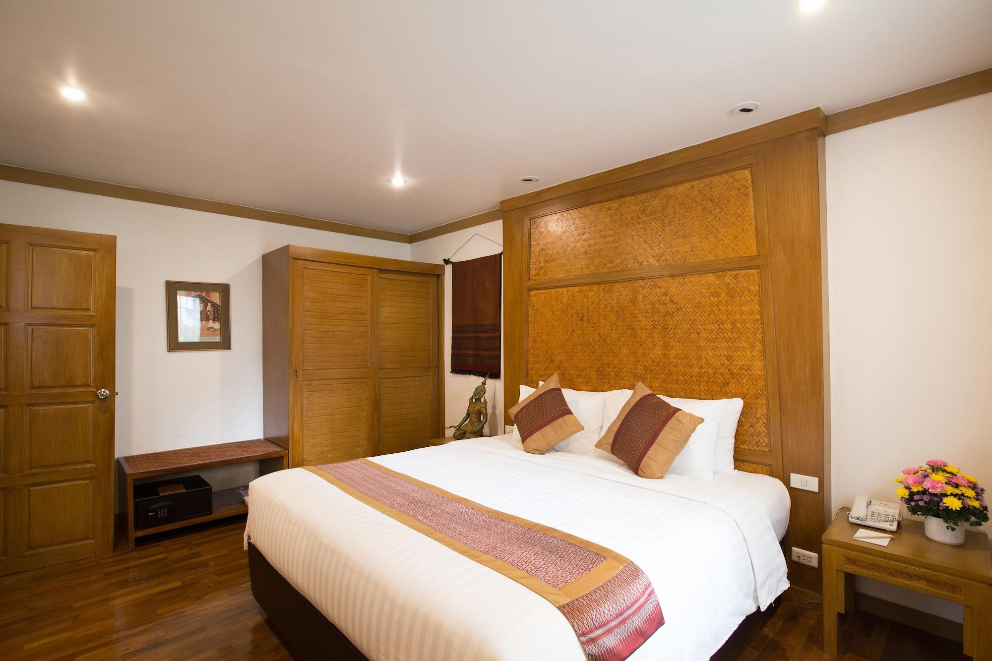 The Tarntawan Hotel Surawong Бангкок Экстерьер фото