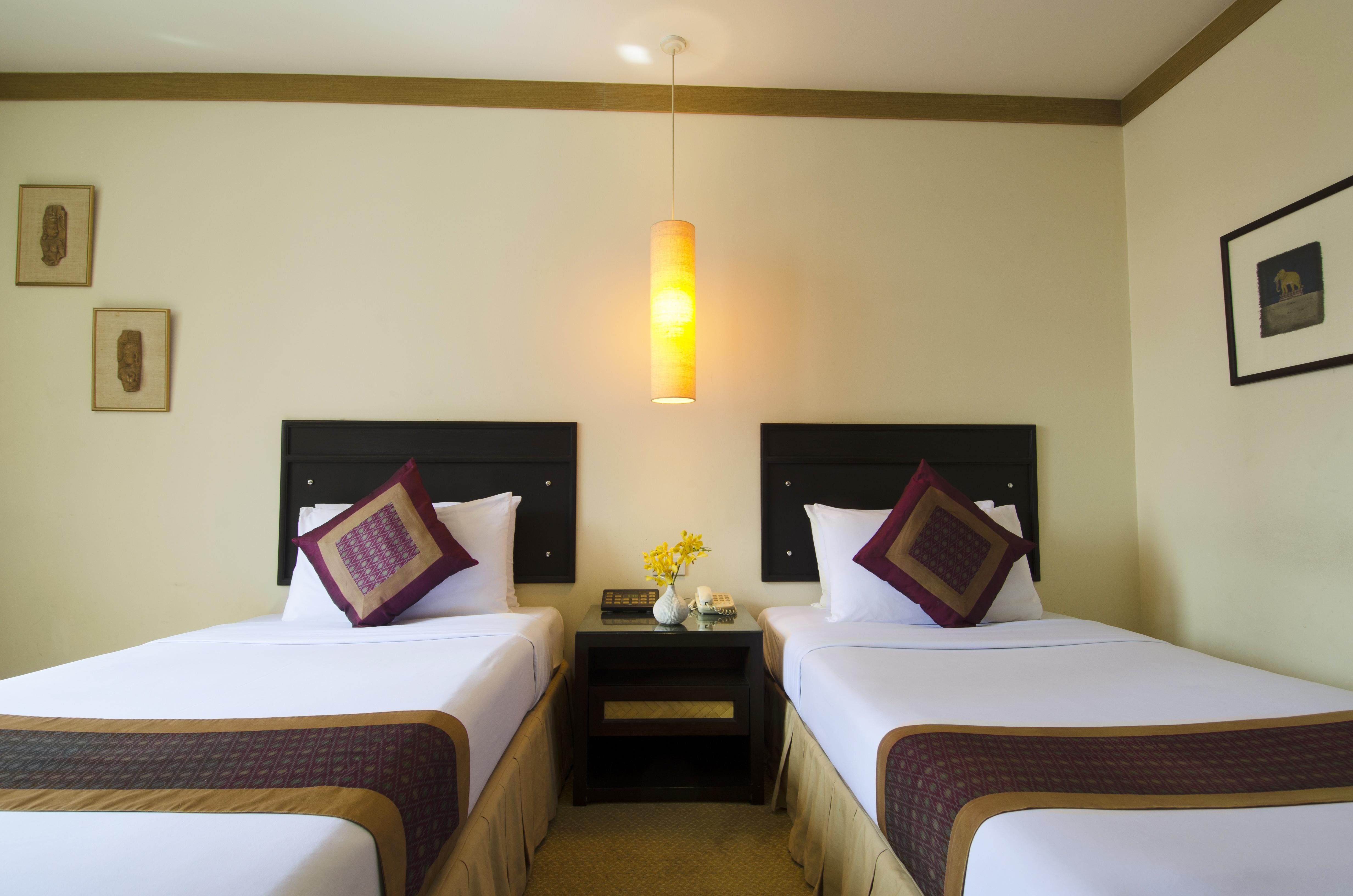 The Tarntawan Hotel Surawong Бангкок Экстерьер фото