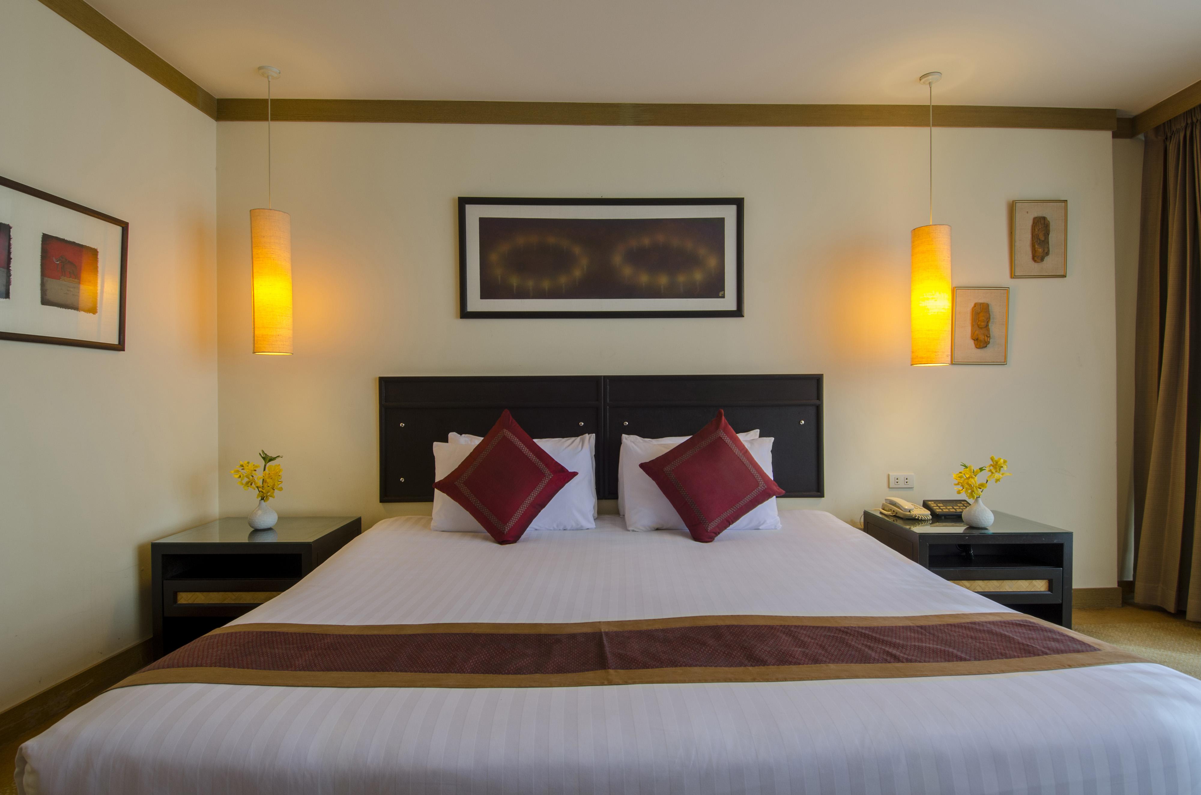The Tarntawan Hotel Surawong Бангкок Экстерьер фото