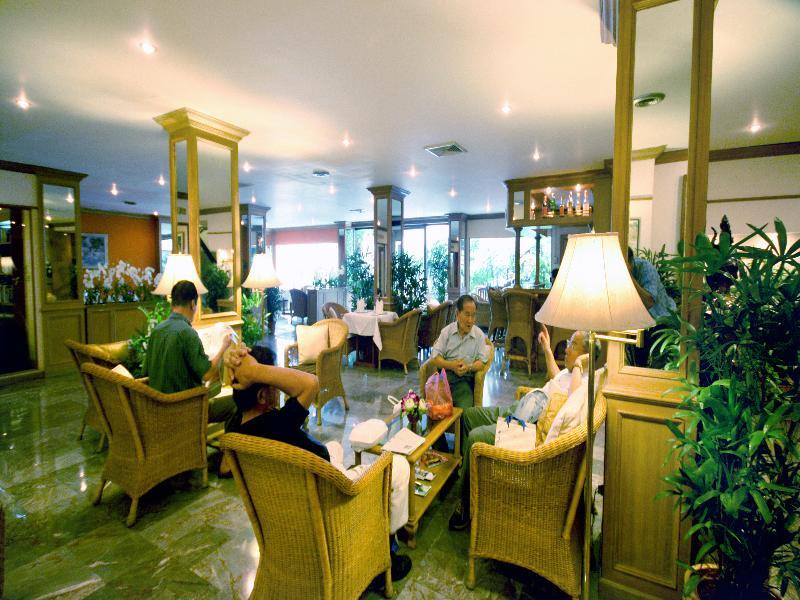 The Tarntawan Hotel Surawong Бангкок Экстерьер фото
